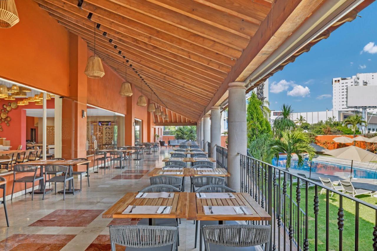Fiesta Inn Cuernavaca Exteriör bild